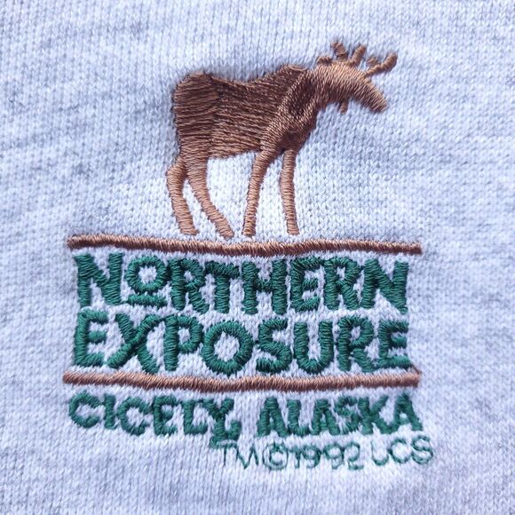Vintage 90s Northern Exposure Sweatshirt L Crewneck Distressed Alaska Moose 1992 - Picture 2 of 15
